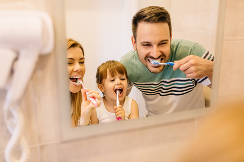 Five Daily Habits for a Healthier Smile